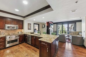 Fridge, microwave, oven, stovetop - Three-Bedroom · 2 Bath · Kids Den ·  Sleeps 7 (Truckee)