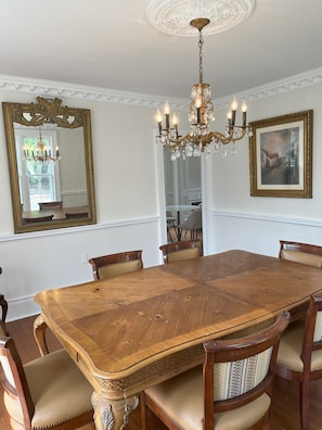 Dining - Historic Mystic Maritime House - 5 min Walk to Downtown Restaurants and Seaport (Mystic)