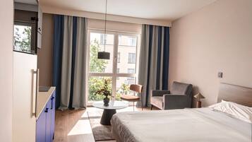 Studio Classique, 1 grand lit, non-fumeurs | Espace de travail pour ordinateur portable, Wi-Fi gratuit