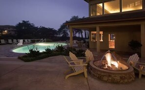 Terrace/patio - Seascape Ocean View Condo - Heated pool and Jacuzzi (Aptos)