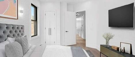 5 bedrooms, iron/ironing board, internet, bed sheets