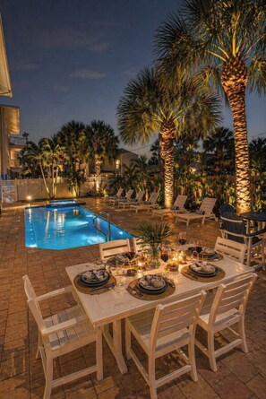 Pool - Egret Escape at Del Mar - Charming Condo w/ Heated Pool, Beach Equipment, & Steps To The Beach (Indian Rocks Beach)