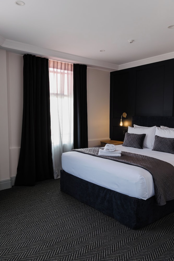 Criterion Art Deco Hotel by null