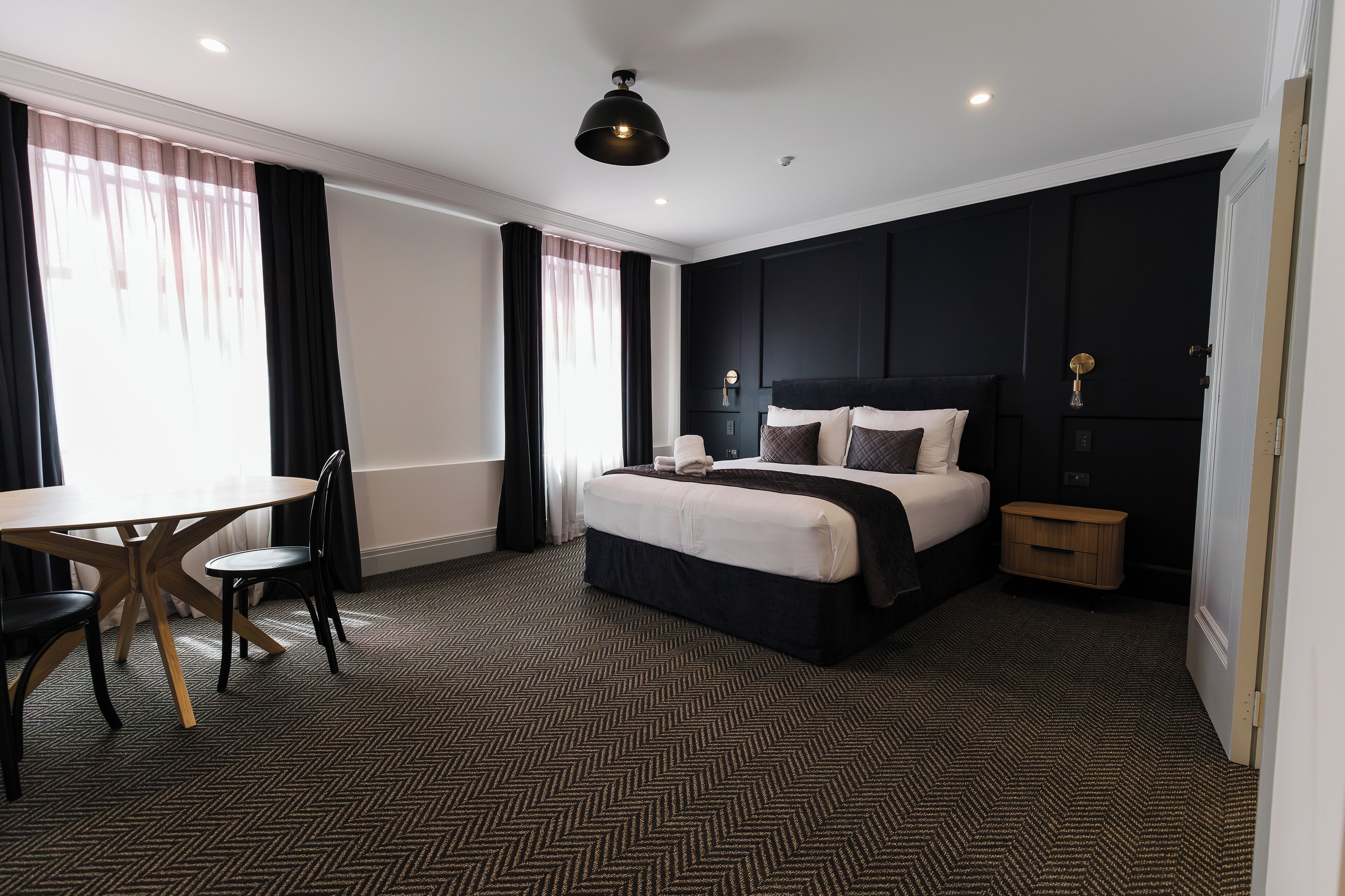 Soundproofing, iron/ironing board, free WiFi