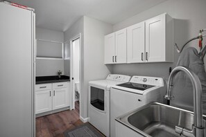 Interior - Easy Days Getaway - 55+ Community with Country Club Access (Mesa)