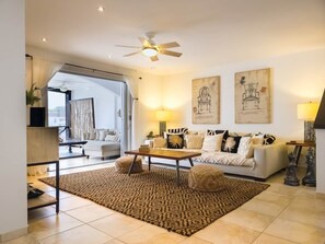 Living area - Villa Mali in Jolly Harbour (Saint John's)