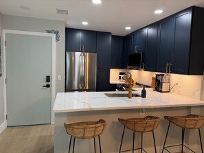 Fridge, microwave, oven, stovetop - Welcome to Mad Beach OctoEscape! The perfect getaway for all ages! (Madeira Beach)