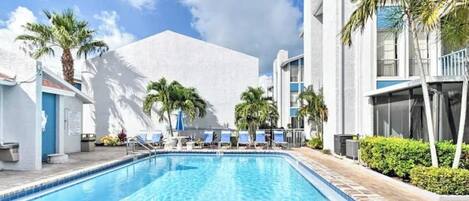 Outdoor pool, a heated pool