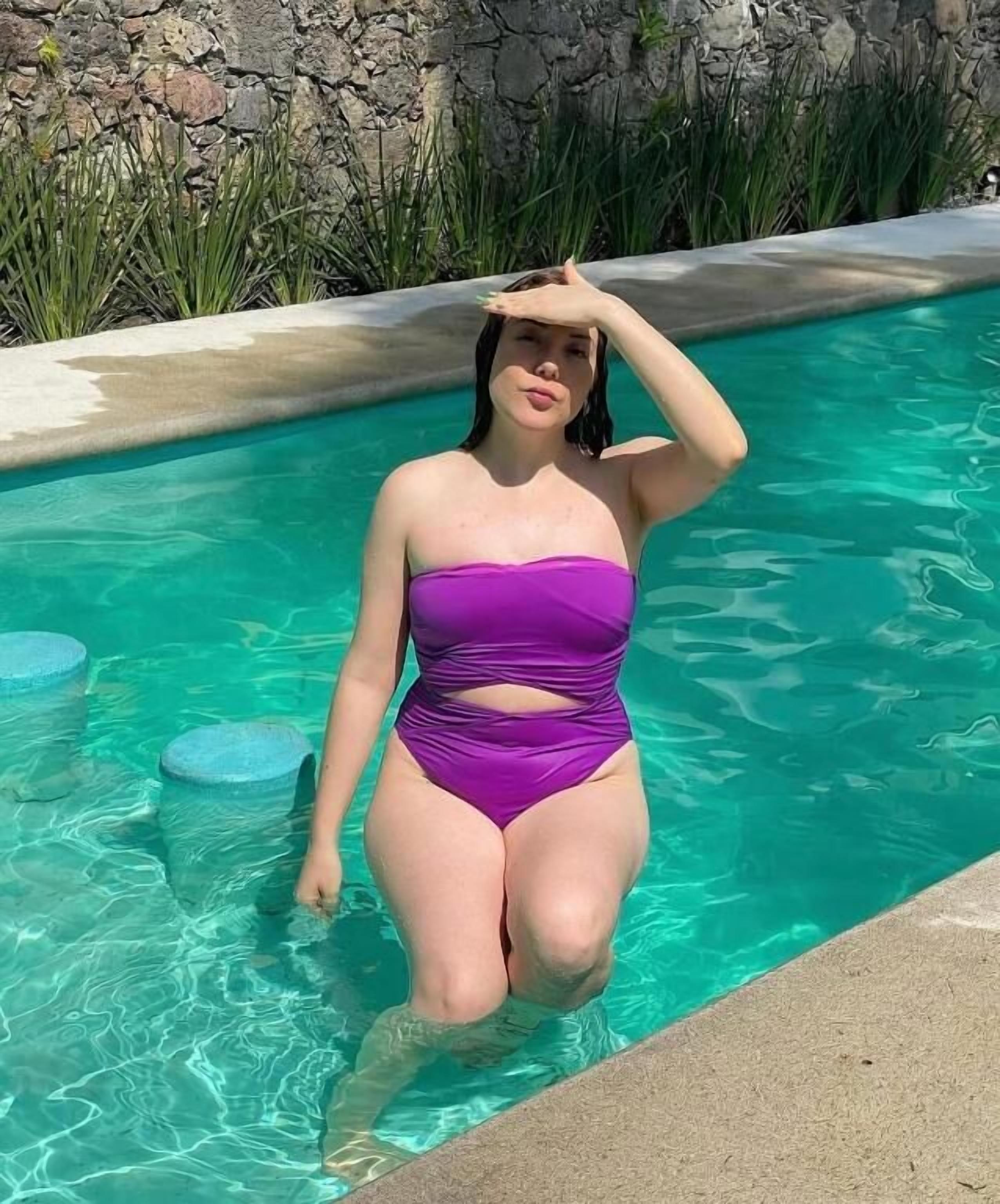 Outdoor pool, open 8:30 AM to 9:00 PM, pool umbrellas