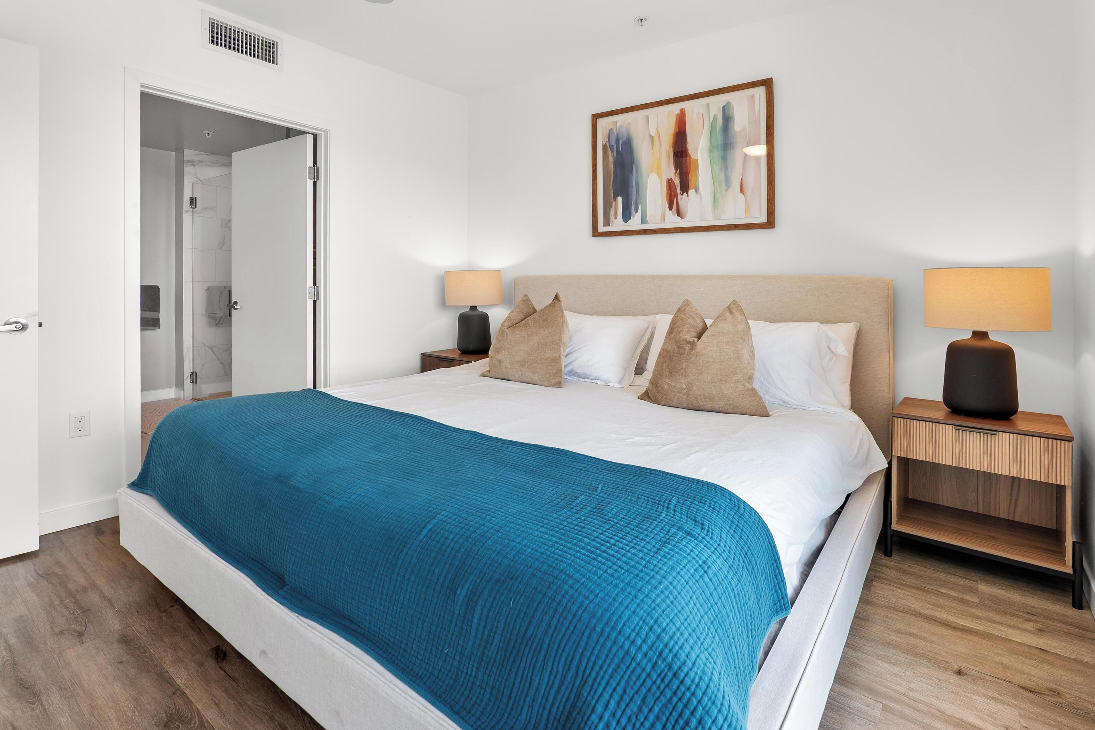 2 bedrooms, iron/ironing board, travel crib, free WiFi
