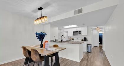 Modern 3-Bedroom Condo w/ Pool Near Disney