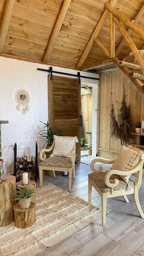 Family Cabin, Garden View | Living area - Valle Fresco Eco-Lodge (Constanza)