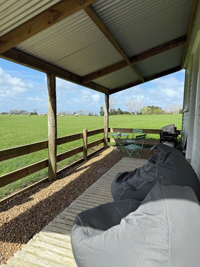 1 brm cabin/farmstay on 1100 acres in the peaceful country side of Glen Murray.