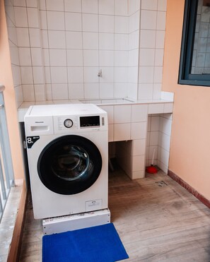 Interior - 3BR & Near Stone Town & Airport Pickup & Breakfast (Zanzibar)