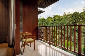 Suite Royale, vue jardin | Balcon