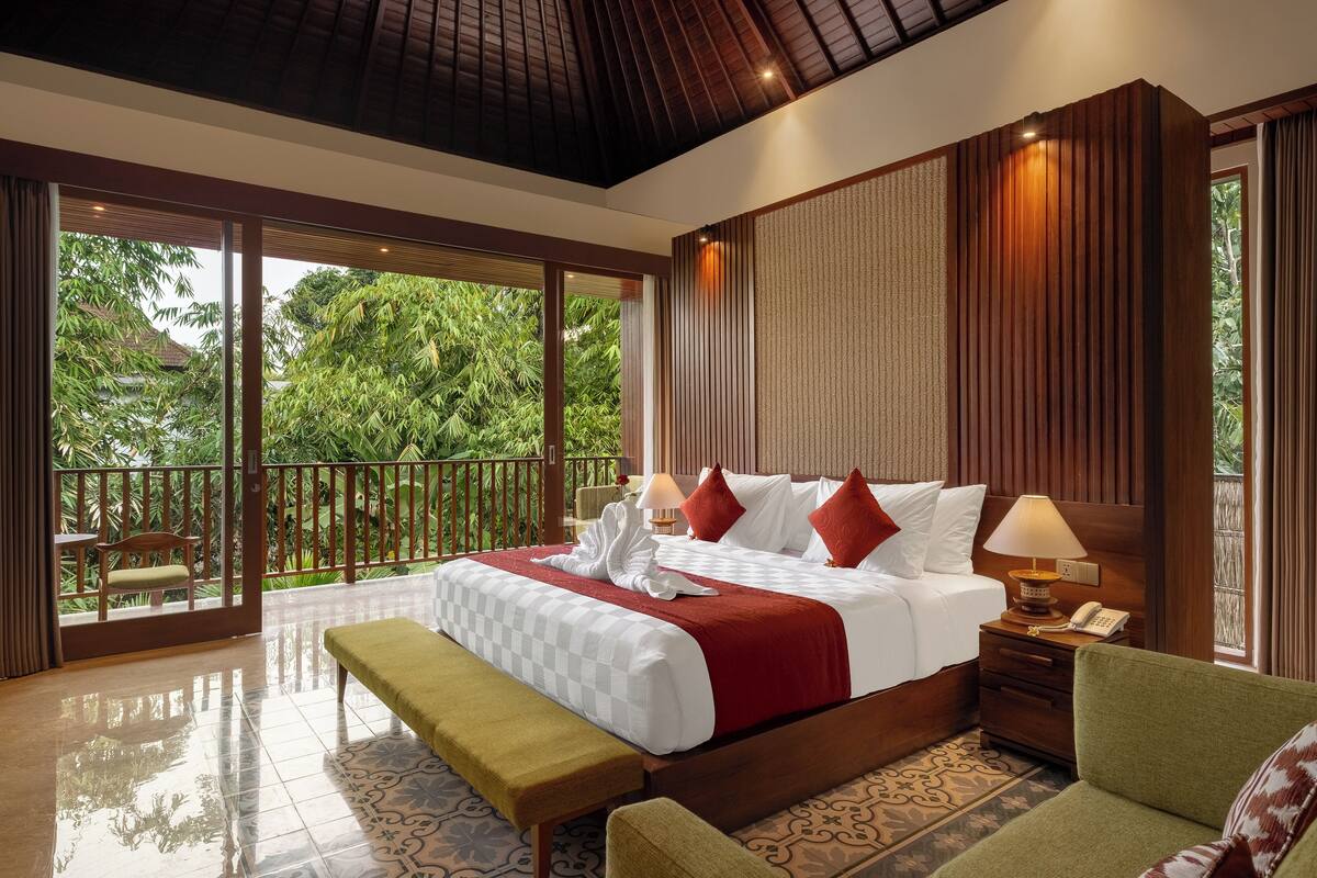 Royal Suite, Garden View