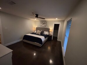 3 dormitoris, planxa i posts de planxar, wifi gratuïta i roba de llit