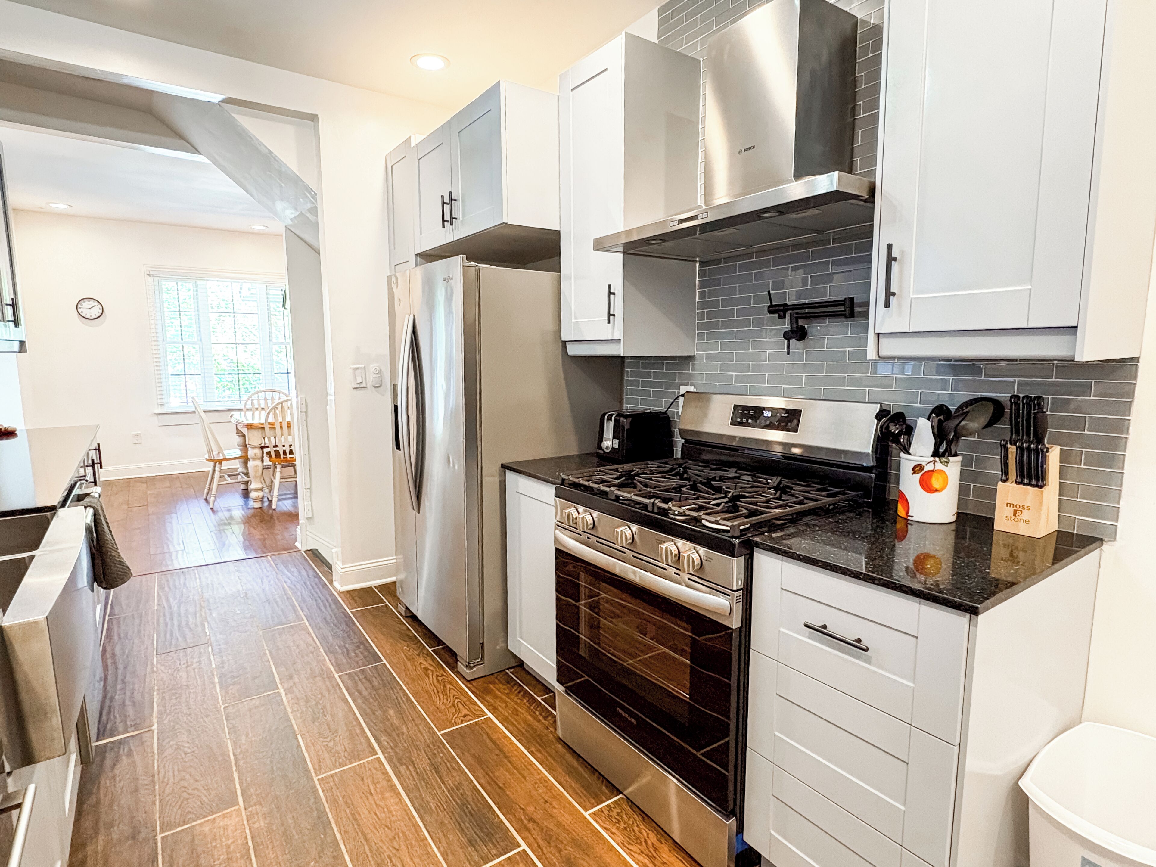 Oven, stovetop, dishwasher