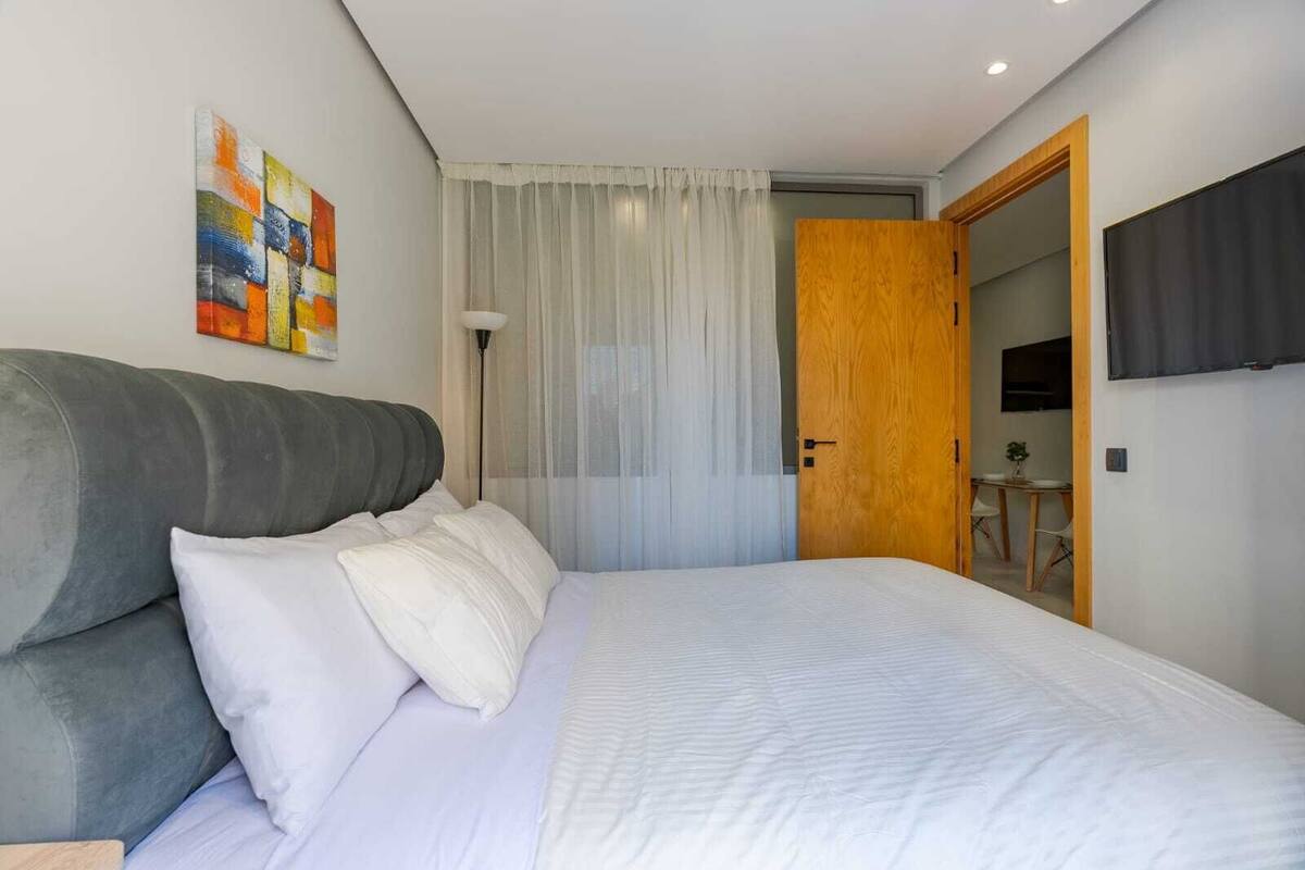 Luxe beddengoed, een kluis op de kamer, geluiddichte muren