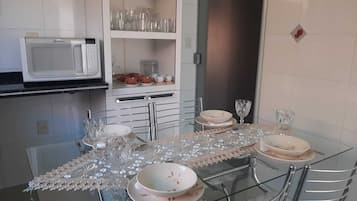 Basic House | Private kitchen