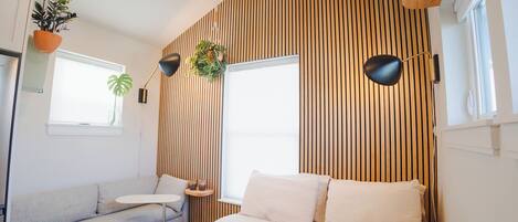 Internet, bed sheets