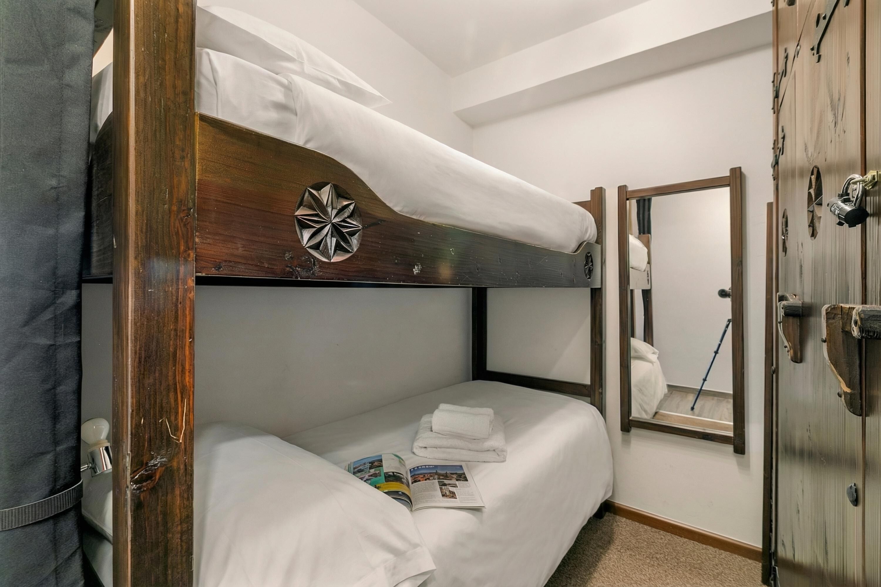 Prestige Eleven In The Center Of Town, Sestriere, Italy - Sestriere
