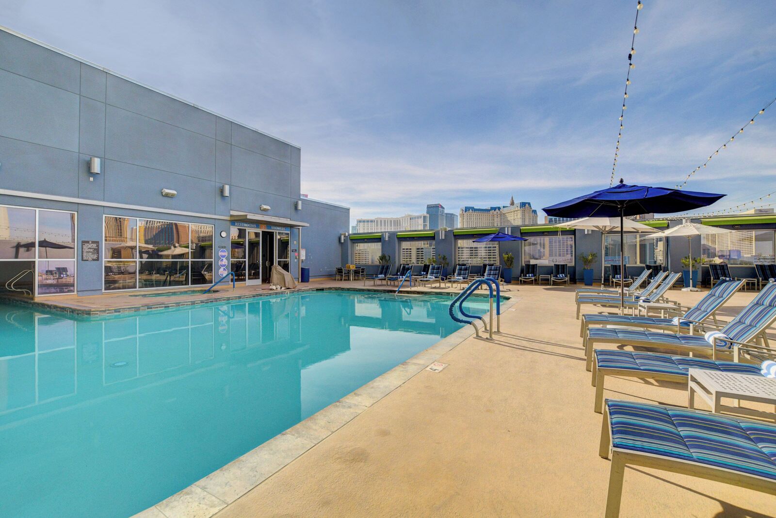 Indoor pool, outdoor pool