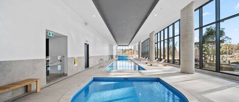 Apartamento | Piscina | Piscina interna, piscina externa