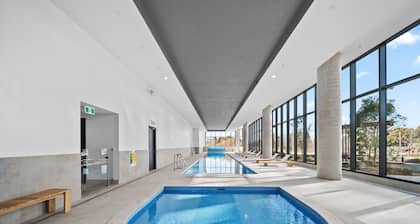 Apartment With Gym and Indoor Pool Access