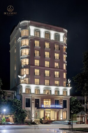 واجهة المنشأة