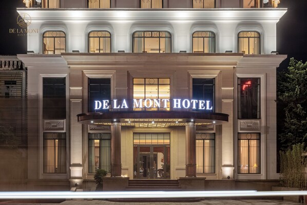 Front of property - De La Mont Hotel Ha Giang (Ha Giang)