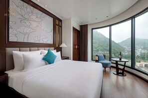 Kamar Double Deluks, pemandangan gunung | Seprai premium, selimut bulu angsa, dan tempat tidur Tempur-Pendic