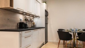 Private kitchen - Luxury 3-room Apartment 300m From the Croisette Beaches (Cannes)