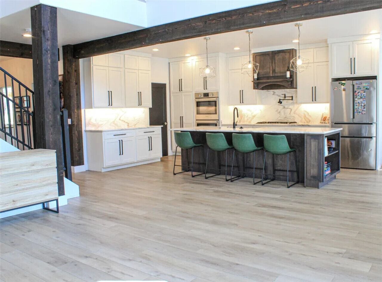 冰箱、微波炉、烤箱、炉灶