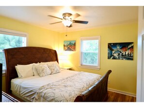 2 bedrooms, WiFi, bed sheets - Spacious 2-bedroom upstairs unit in a house surrounded by nature in Pine island (Saint James City)