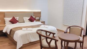 In-room safe, free WiFi