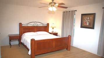 7 bedrooms, desk, iron/ironing board, free WiFi