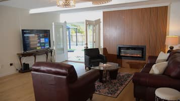 Älytelevisio, pöytätennispöytä