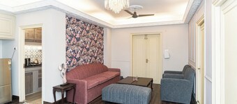 Enjoyable 2-bedroom apartment with AC in vibrant Kolkata