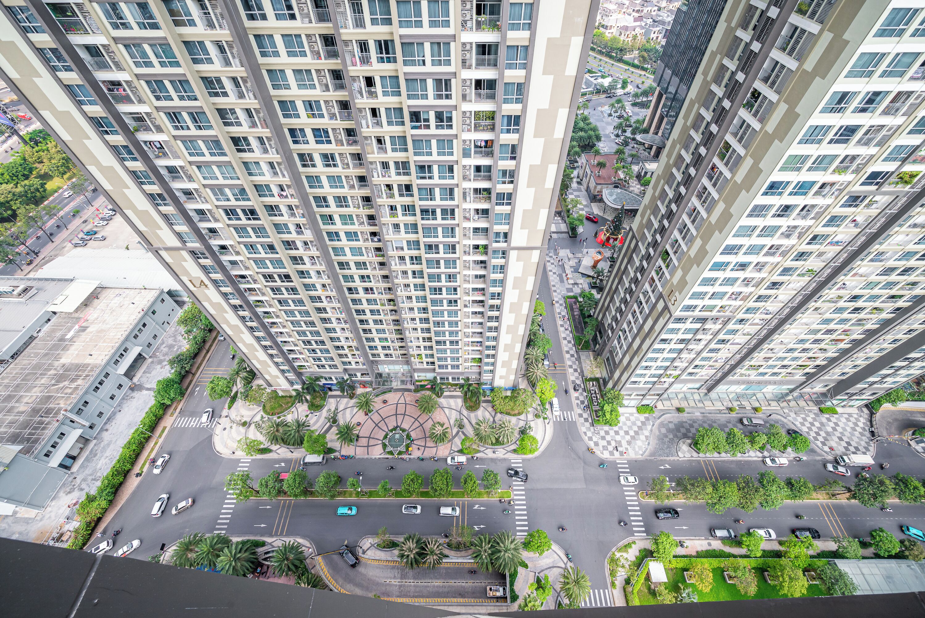 Vista frontal de la propiedad