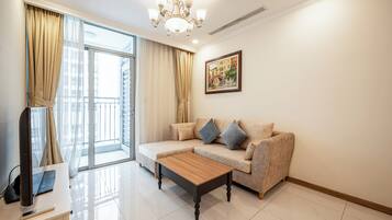 Desk, laptop workspace, free WiFi