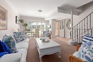 Căn hộ | Phòng khách