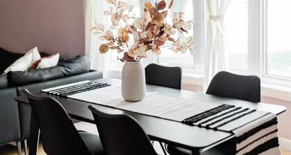 Spacious 3BR Home with Fast Wi-Fi and Free Parking