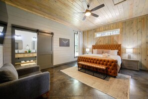 3 soverom, reiseseng for barn, wi-fi (inkludert) og sengetøy