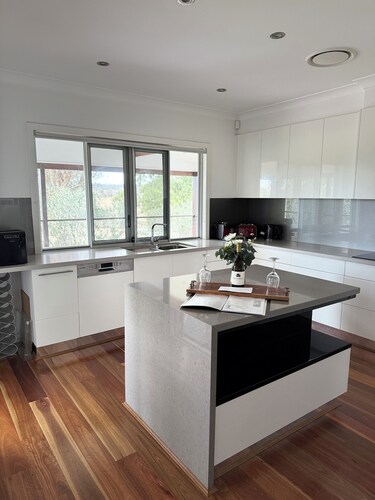 Loders Hill - A Peaceful Farm stay retreat in the Heart of Wine Country Vineyard