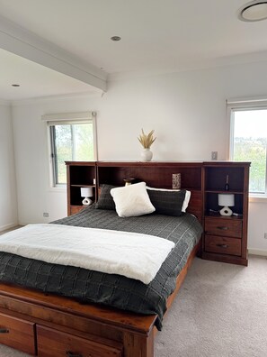 3 bedrooms, free WiFi, bed sheets - Loders Hill - A Peaceful Farm stay retreat in the Heart of Wine Country Vineyard (Mount Thorley)