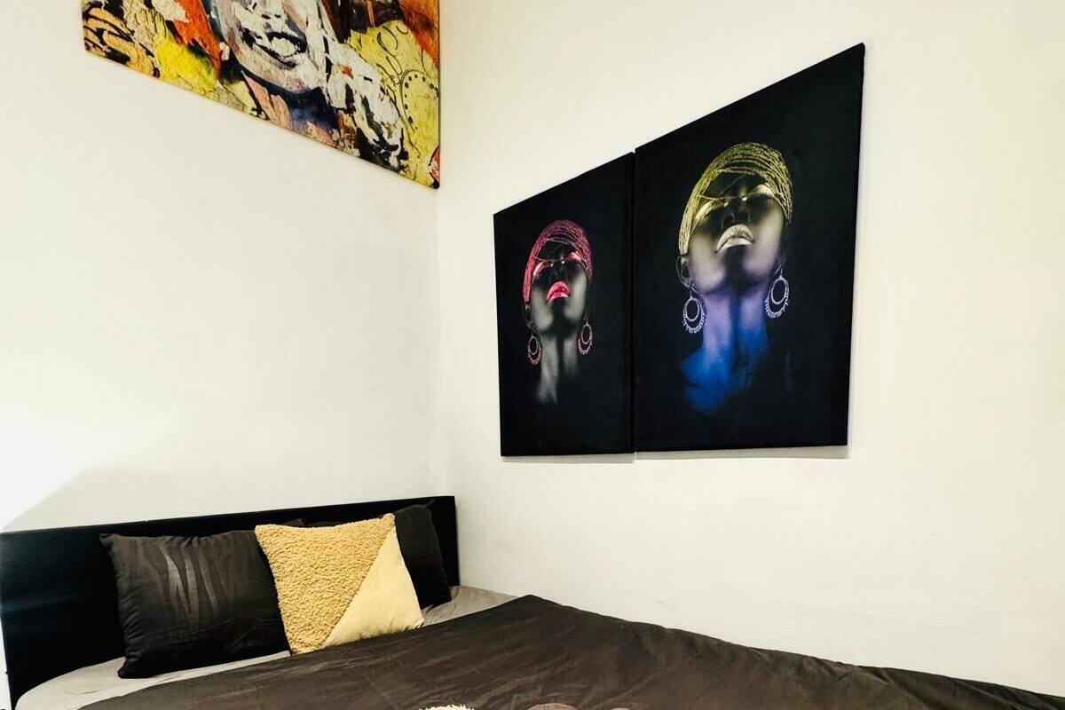 Studio Basic | Setrika/meja setrika