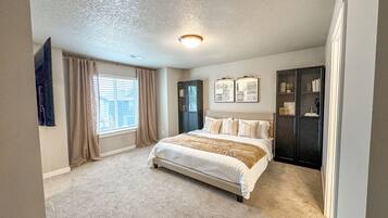 3 chambres, fer et planche Ă repasser, Wi-Fi, draps fournis