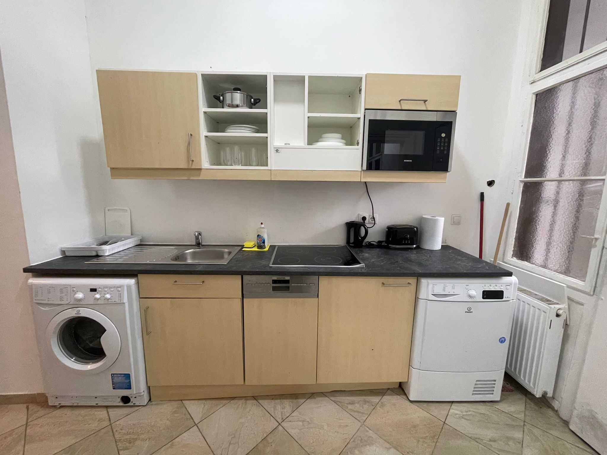 Basic Studio | Private kitchen