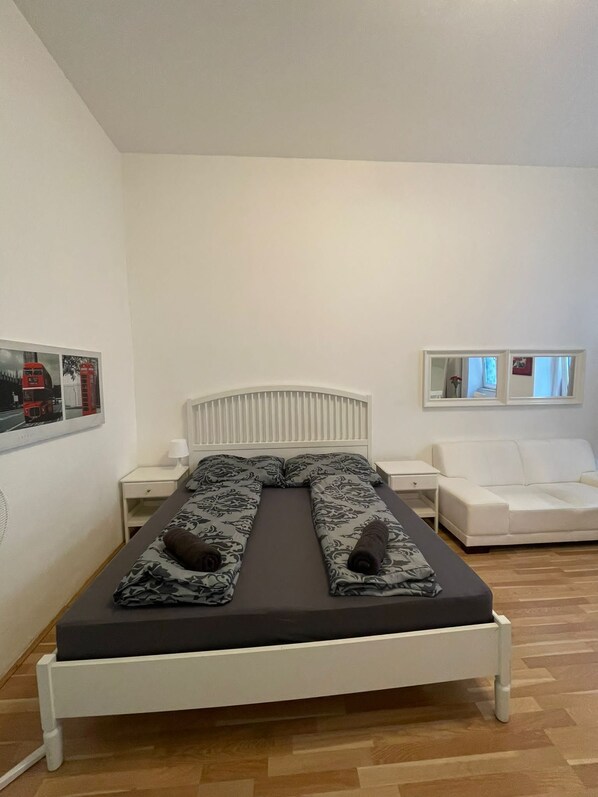 شقة إستديو بتجهيزات أساسية | مكواة/لوح كي